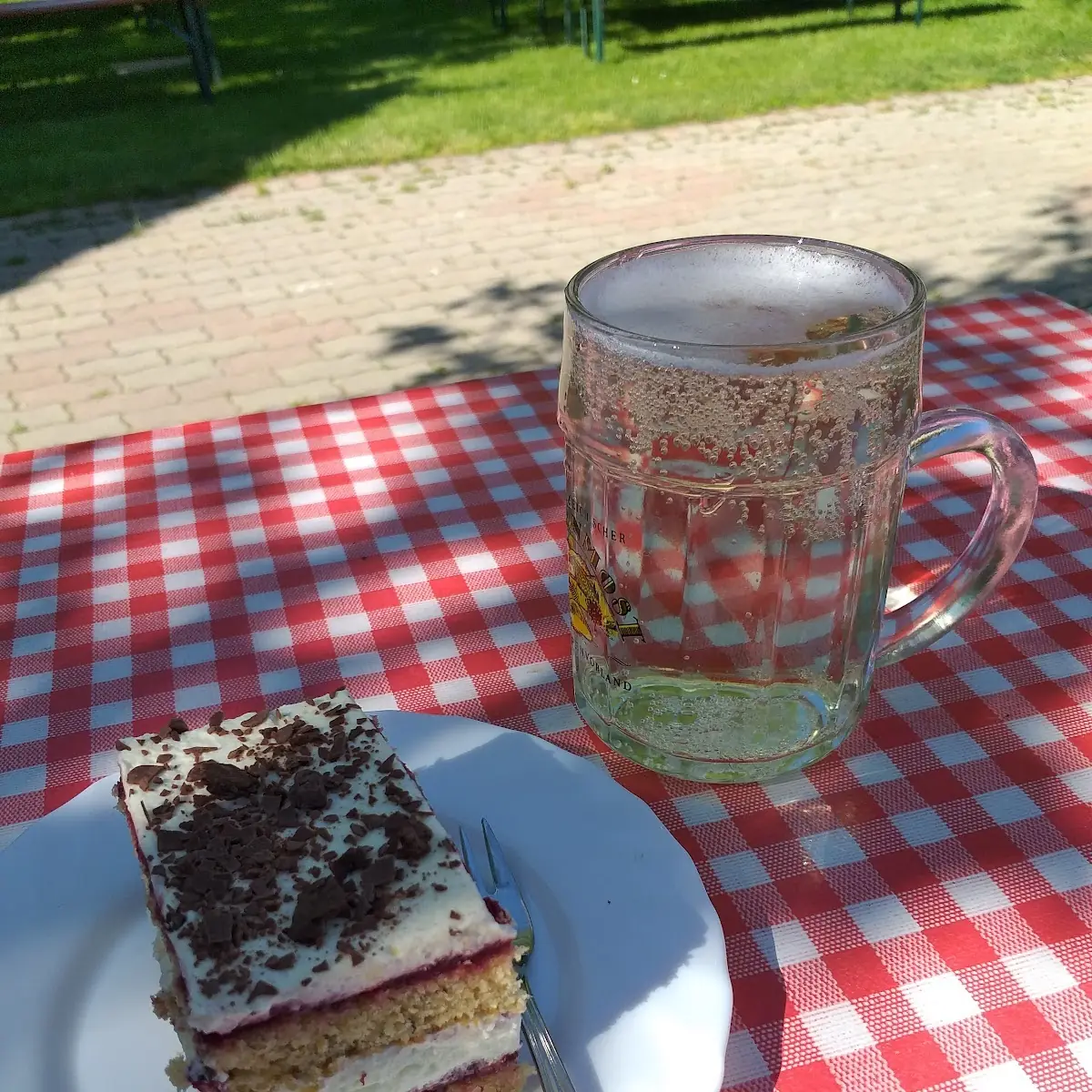 Dirndlschnitte