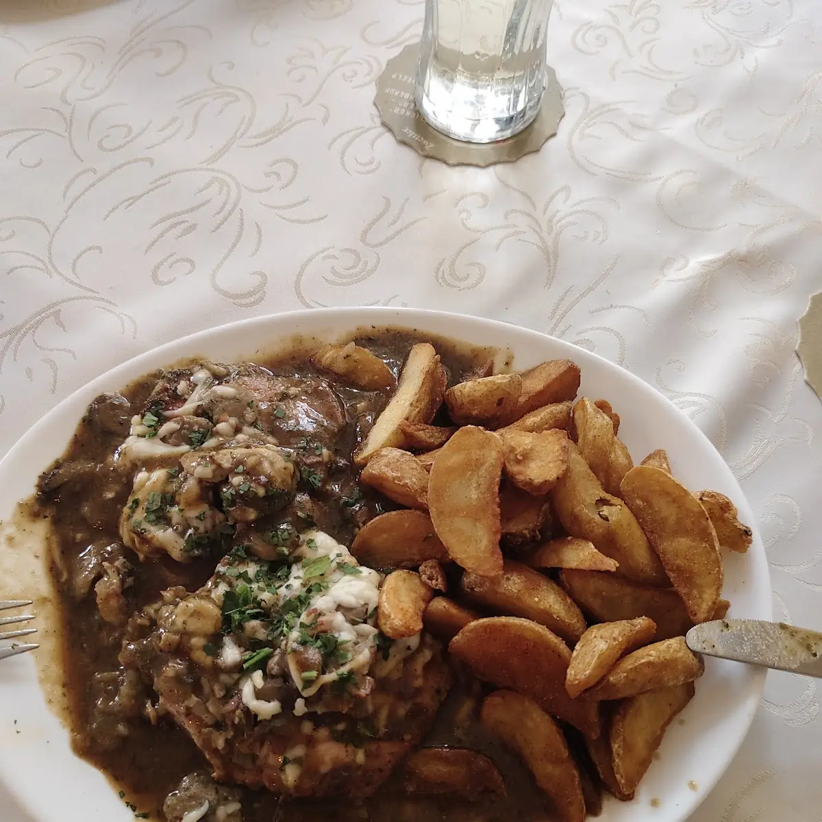 Mit Käse