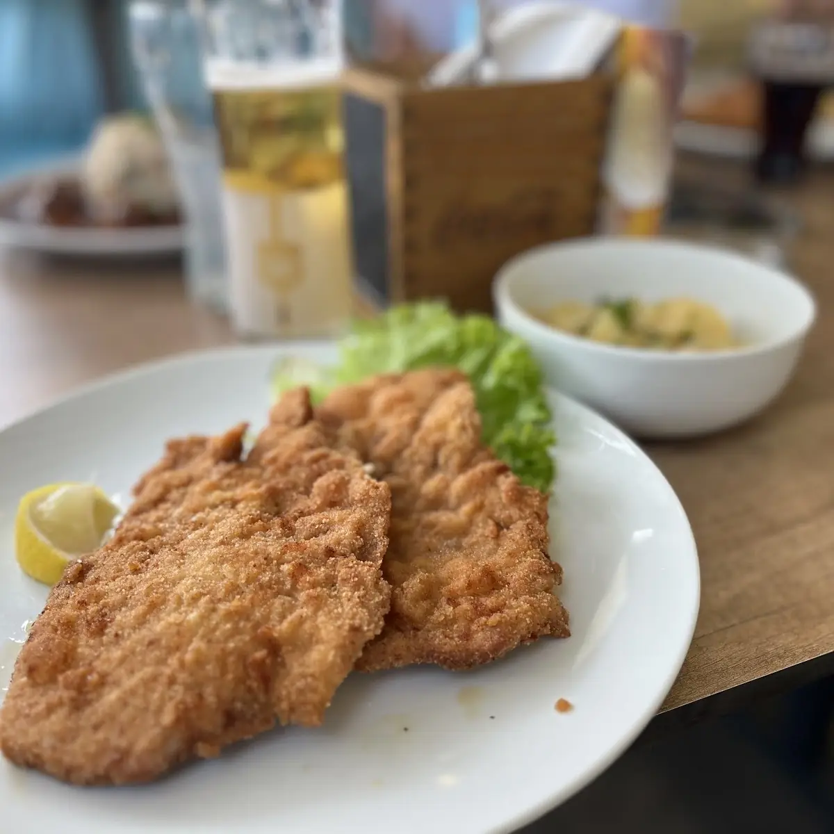 Schnitzel Mit Kartoffelsalad