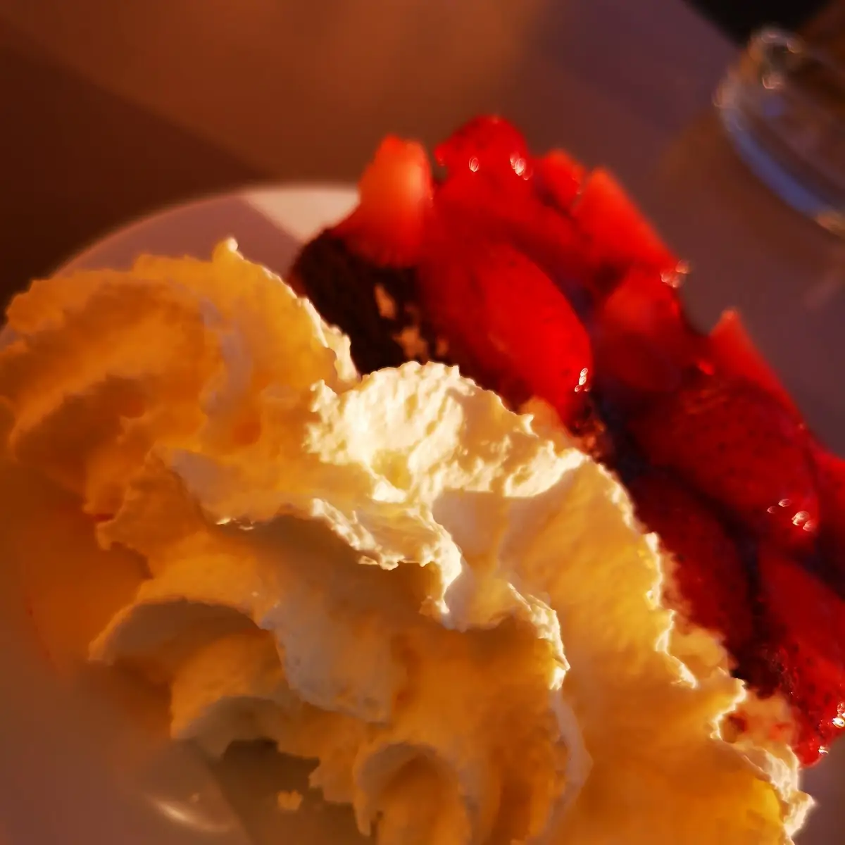 Erdbeerschnitte Mit Schlag