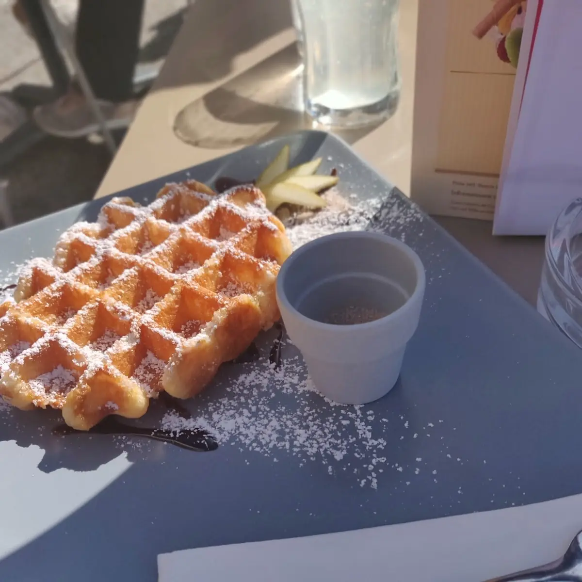 Waffel Mit Zimt Und Zucker