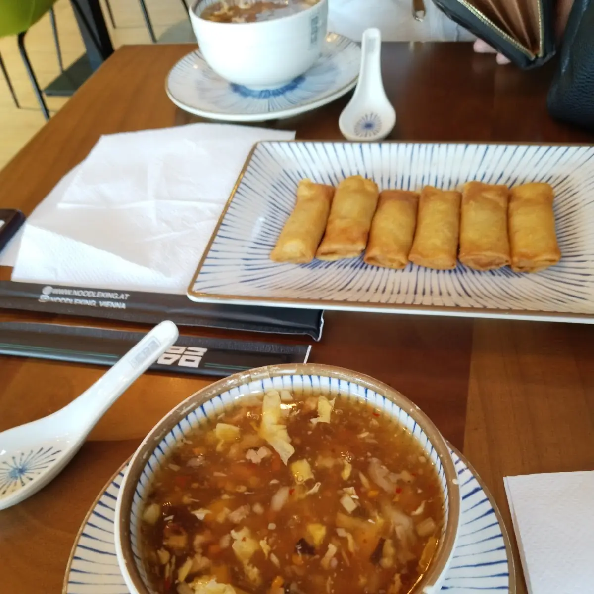 Pikant Säuerliche Suppe