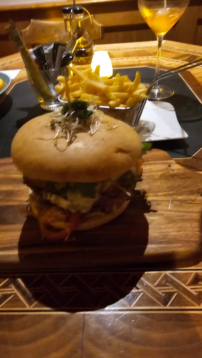 Montafon Burger And Fries