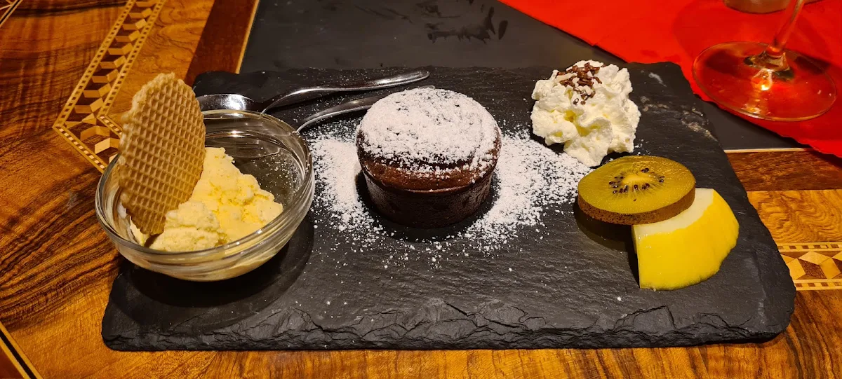 Warmer Schokokuchen Mit Vanilleeis
