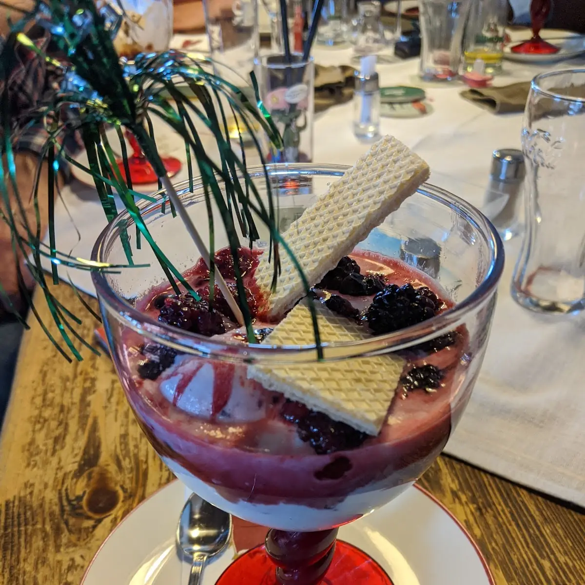 Joghurteisbecher