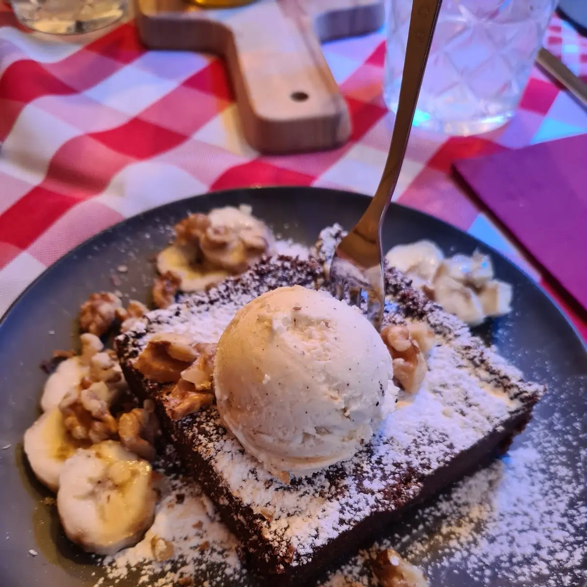 Schoko-brownie Mit Vanilleeis
