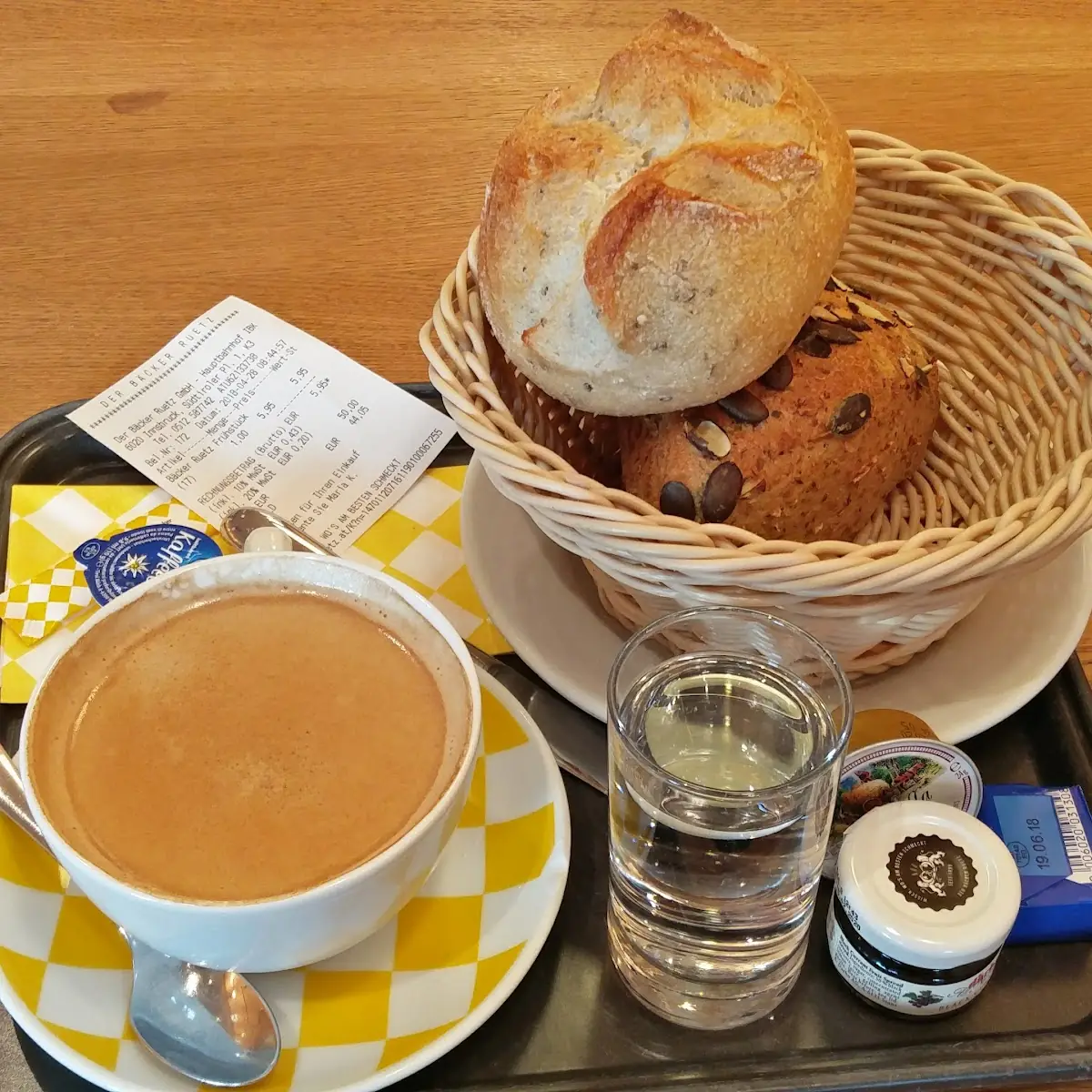 Bäckerfrühstück