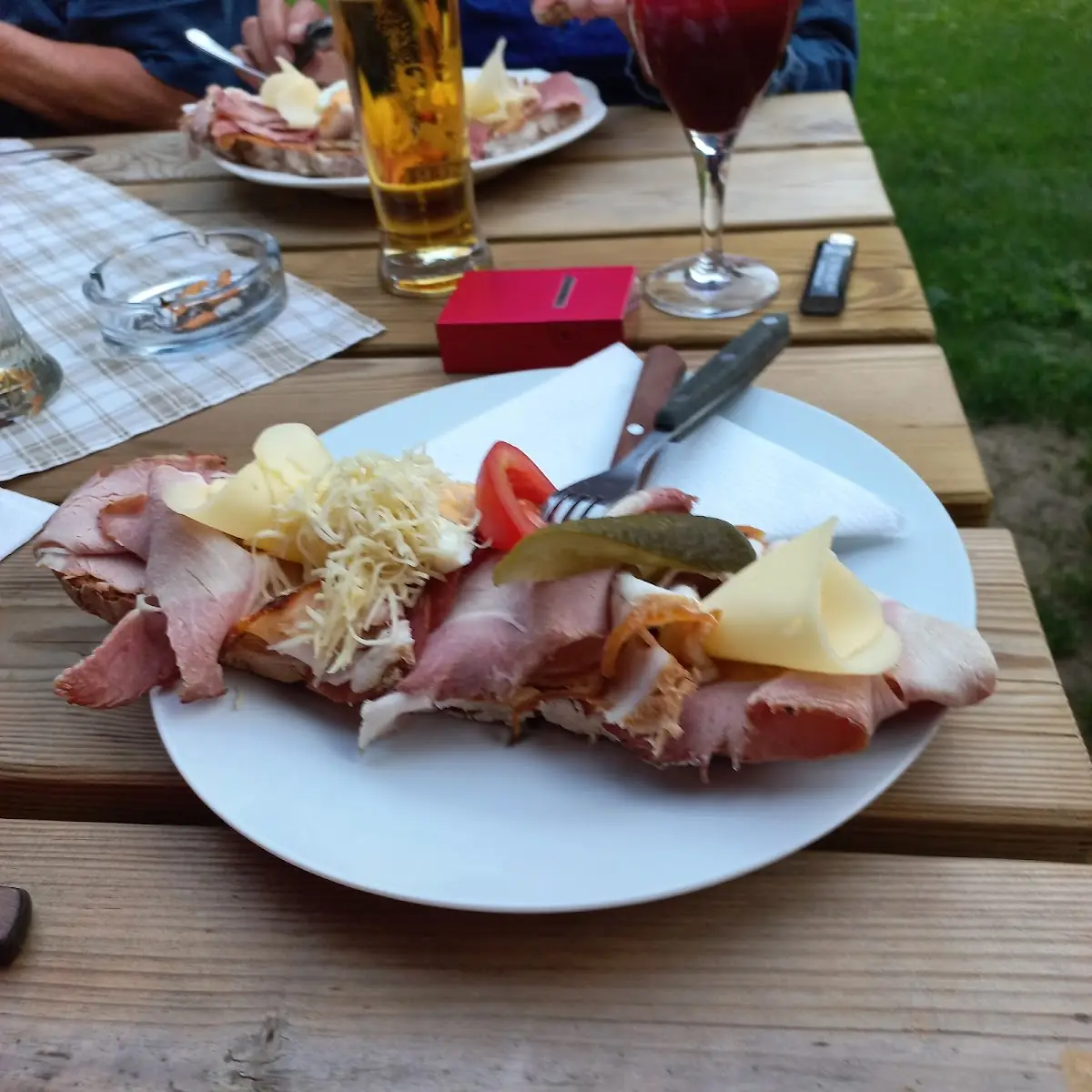 Bretteljause
