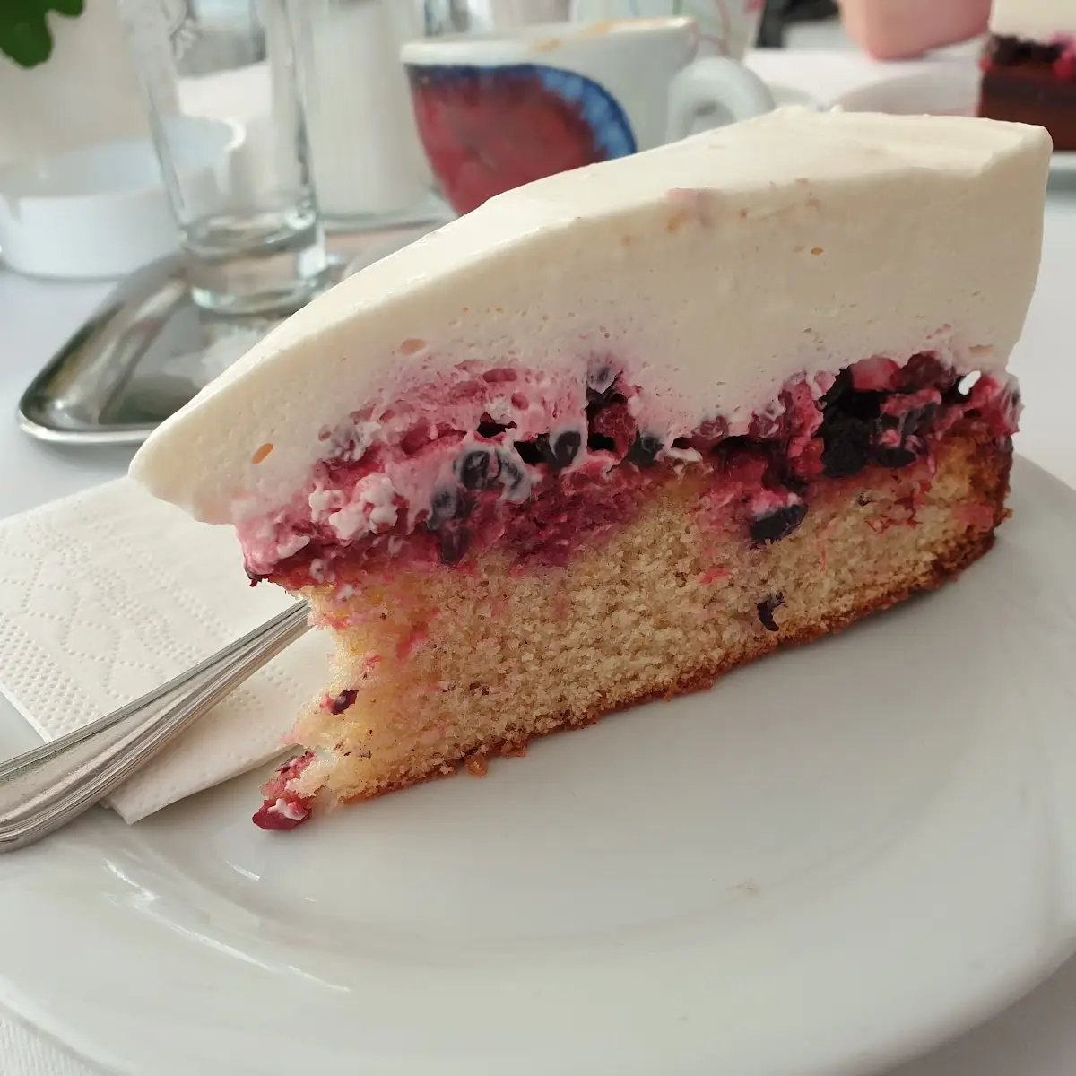 Waldbeerentorte