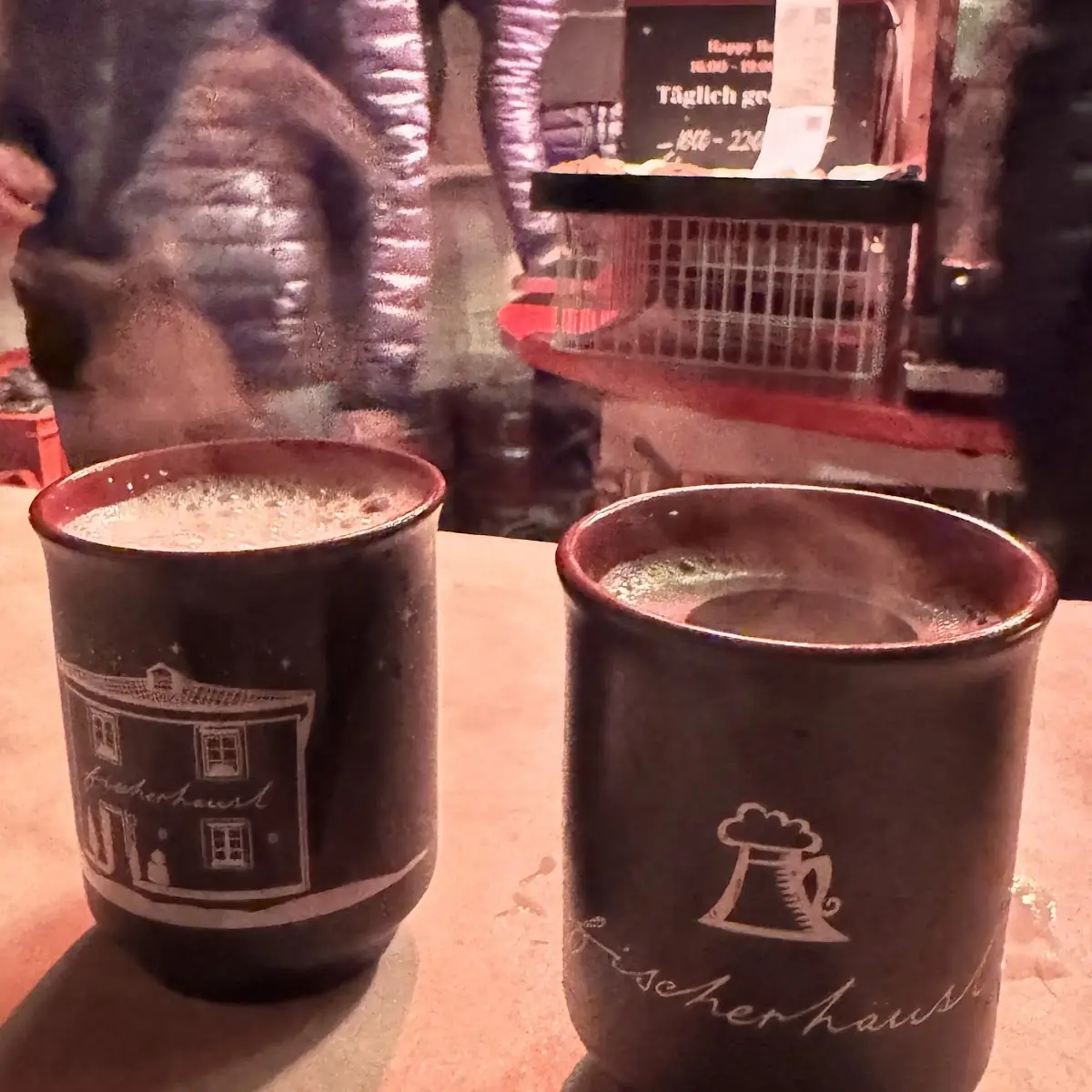 Weißer Und Roter Glüwein