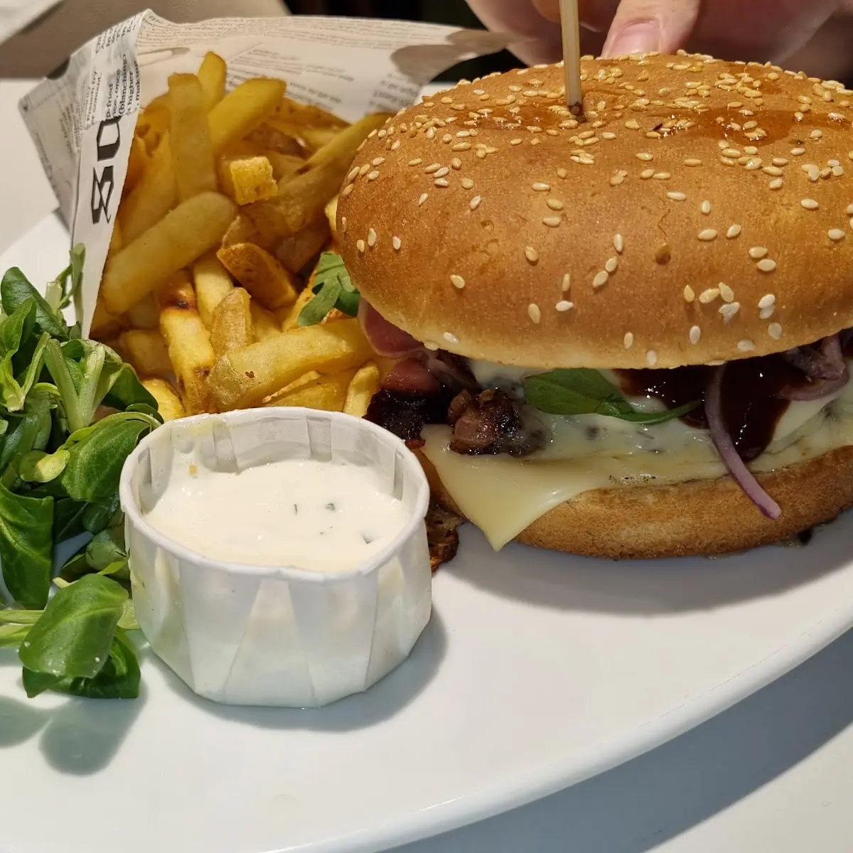 Burger, BILLA Plus Restaurant