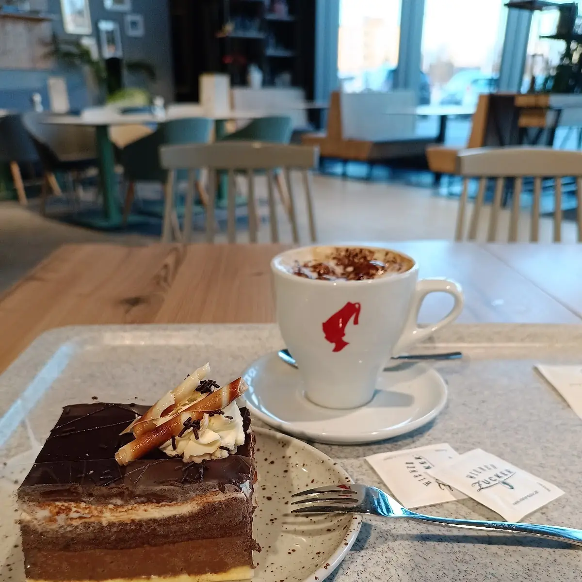 Tag&Nachtschnitte, BILLA Plus Restaurant