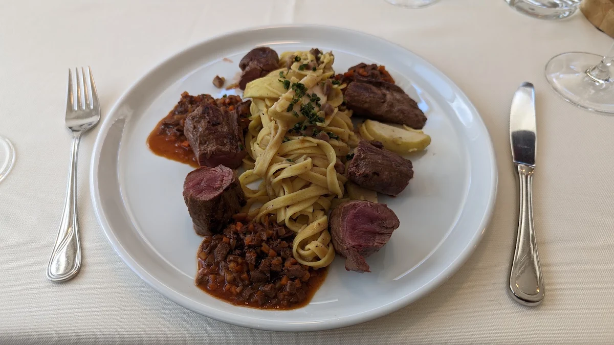 Hisch Medaillons Mit Tagliatelle