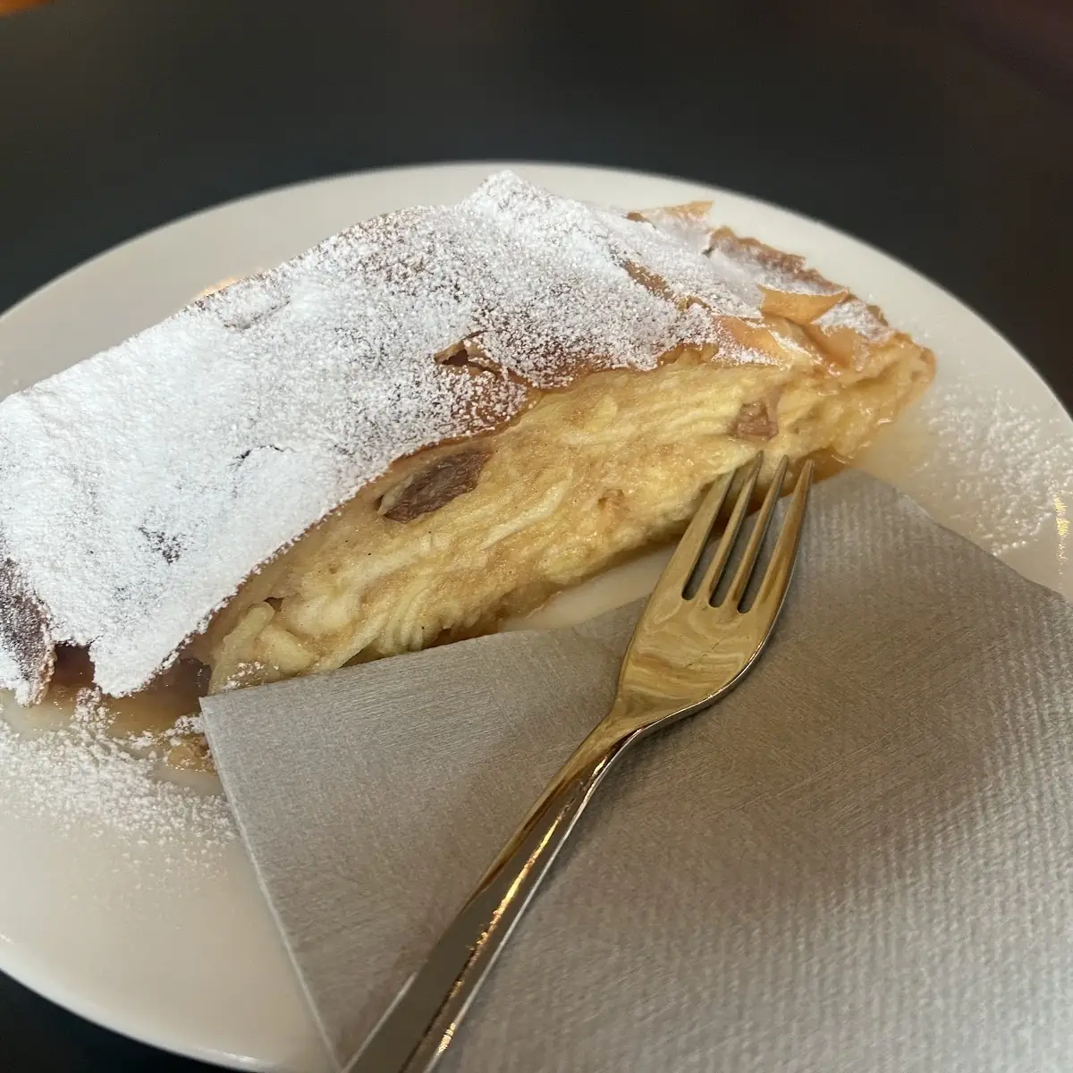 Apfelstrudel