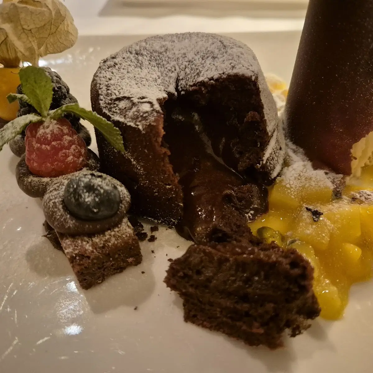 Variation Mit Valrhonaschokolade