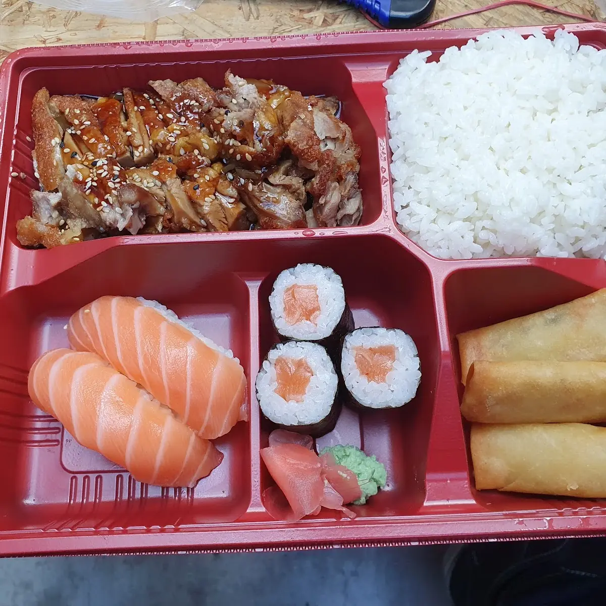 Bento Box Knusprige Ente