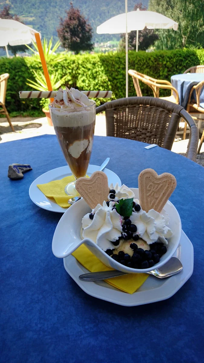 Heidelbeeren Becher & Eiskaffee