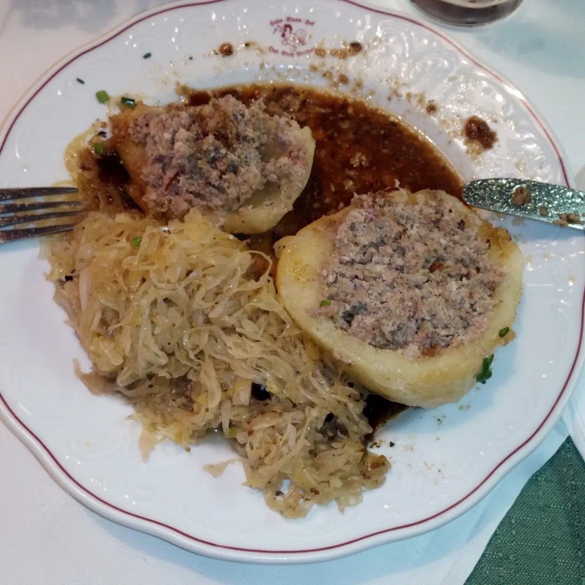 Fleischknödel Mit Sauerkraut