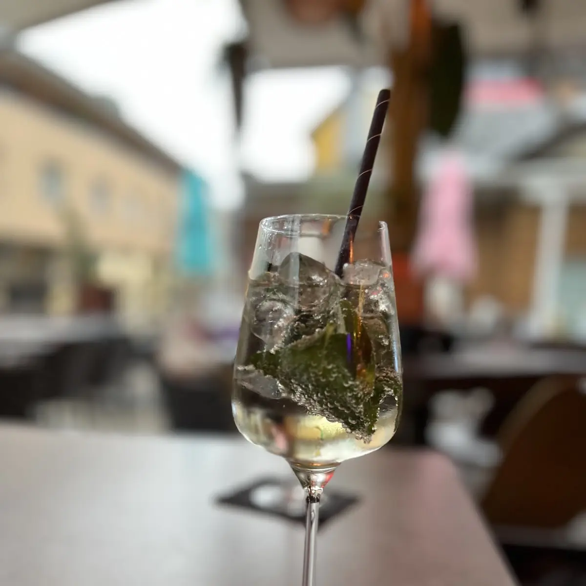 Weißwein Gespritzt