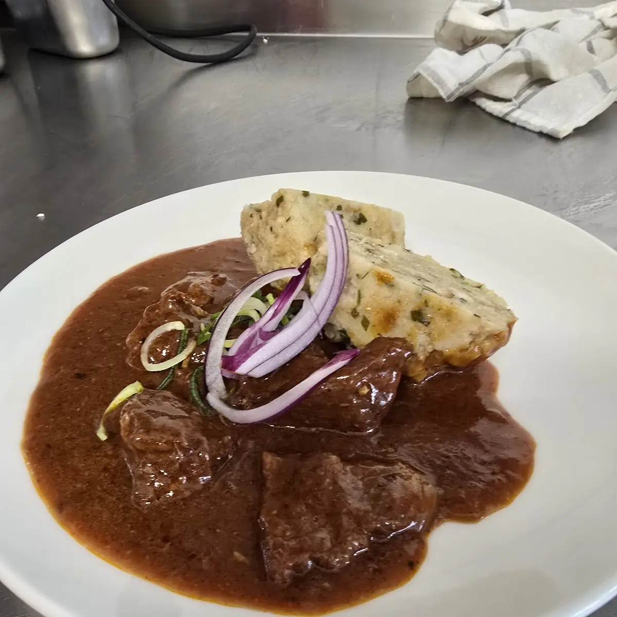 Hirschgulasch