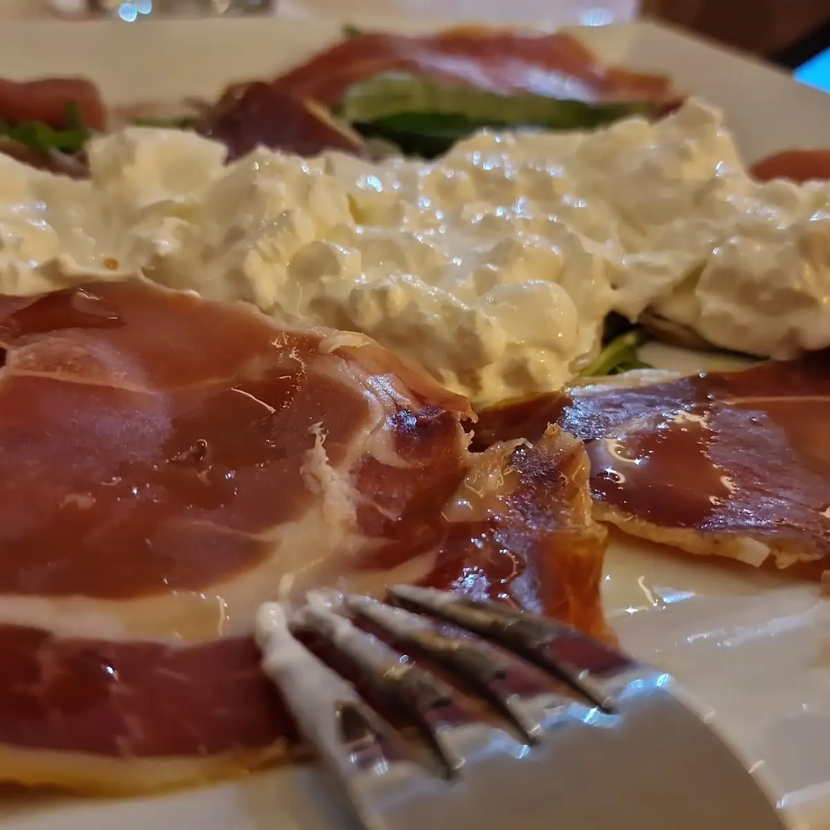 Prosciutto Crudo E Burrata