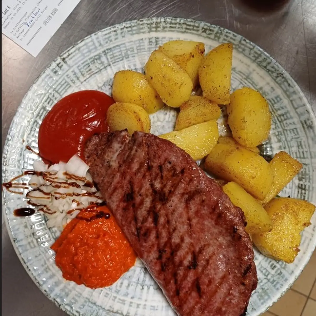 Gefüllte Pljeskavica