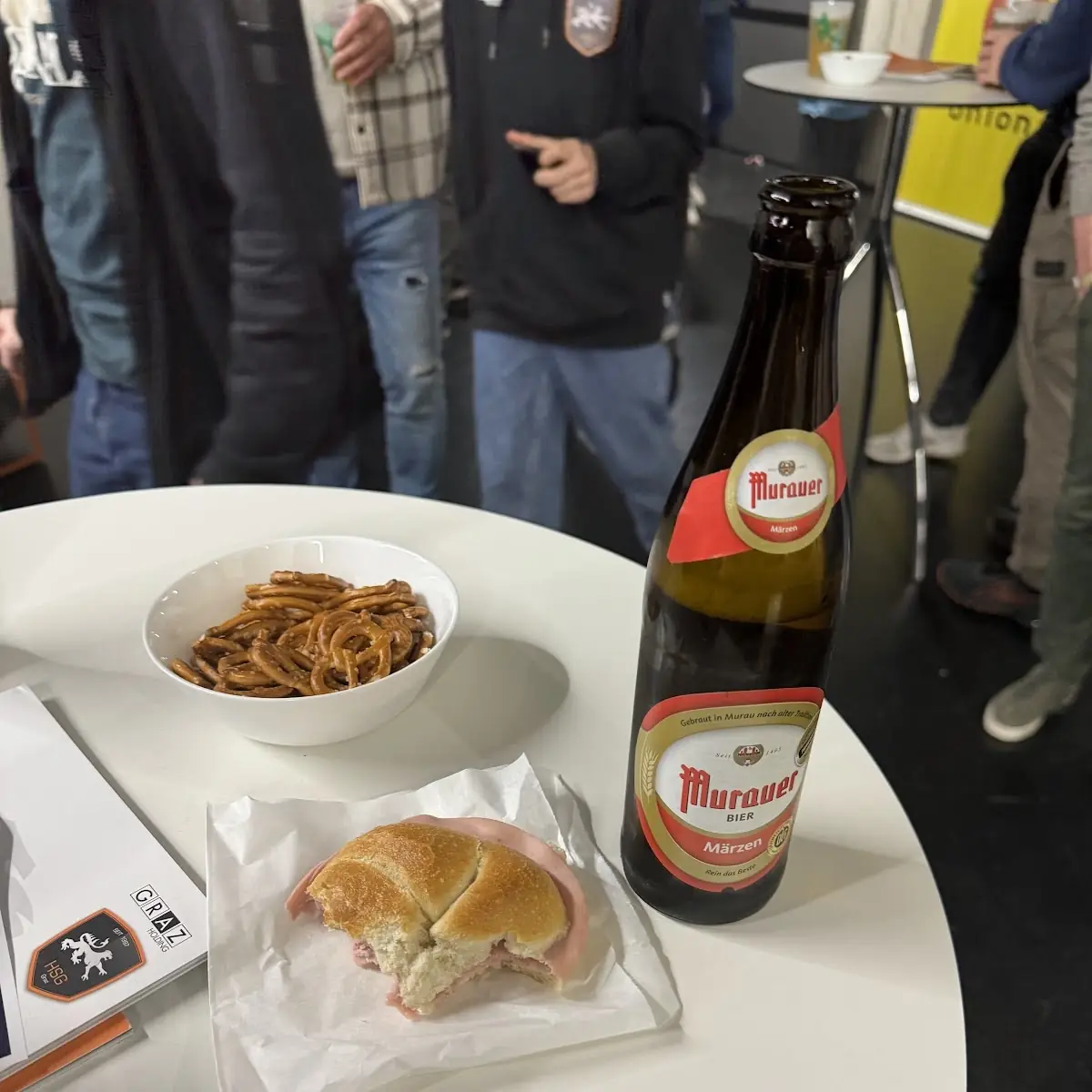 Wurstsemmel Mit Extrawurst