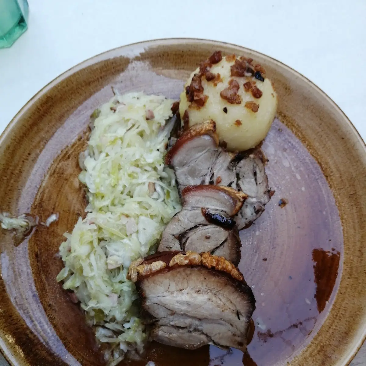Spanferkelbraten Mit Kartoffelgrammelknödel