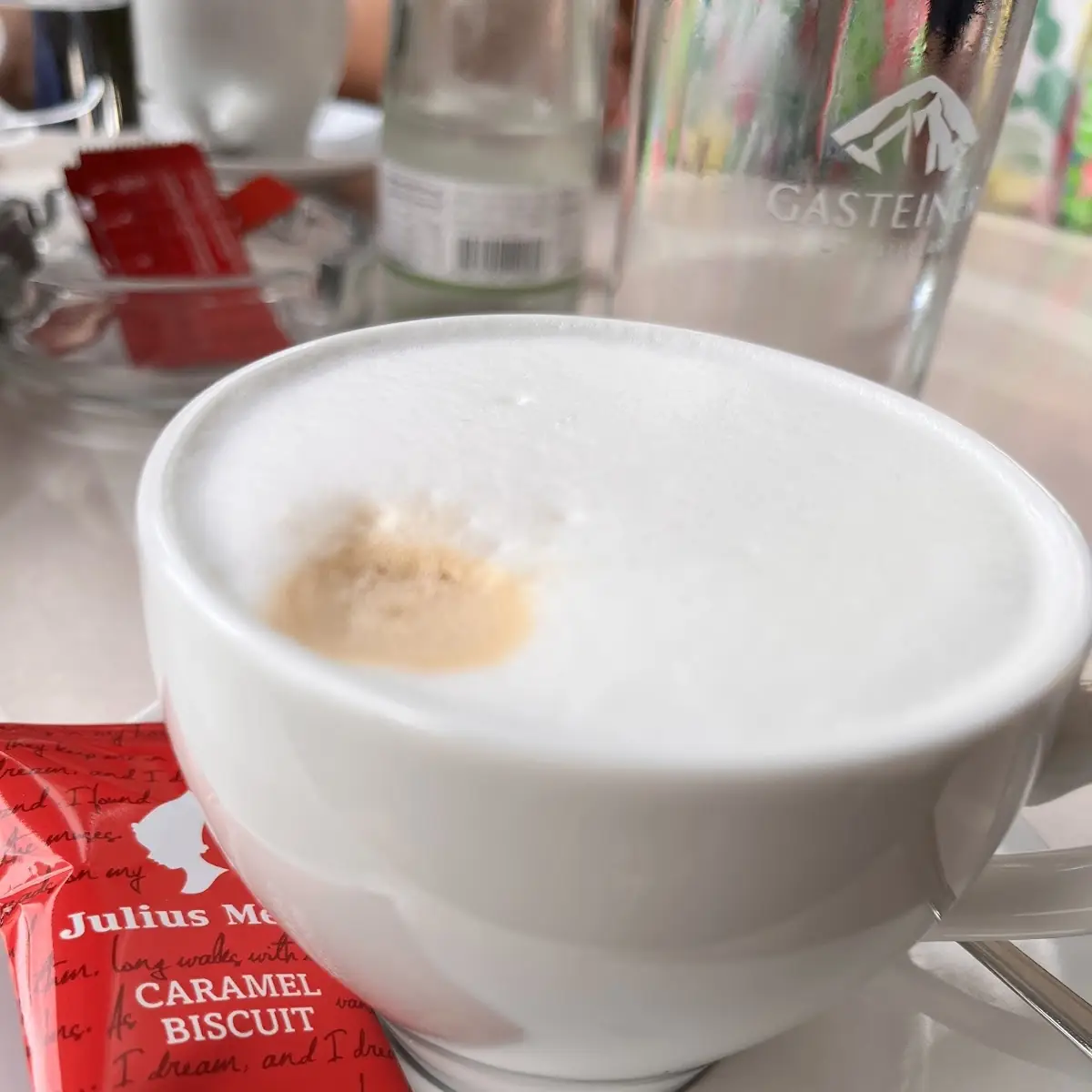 Sehr Guter Cappuccino