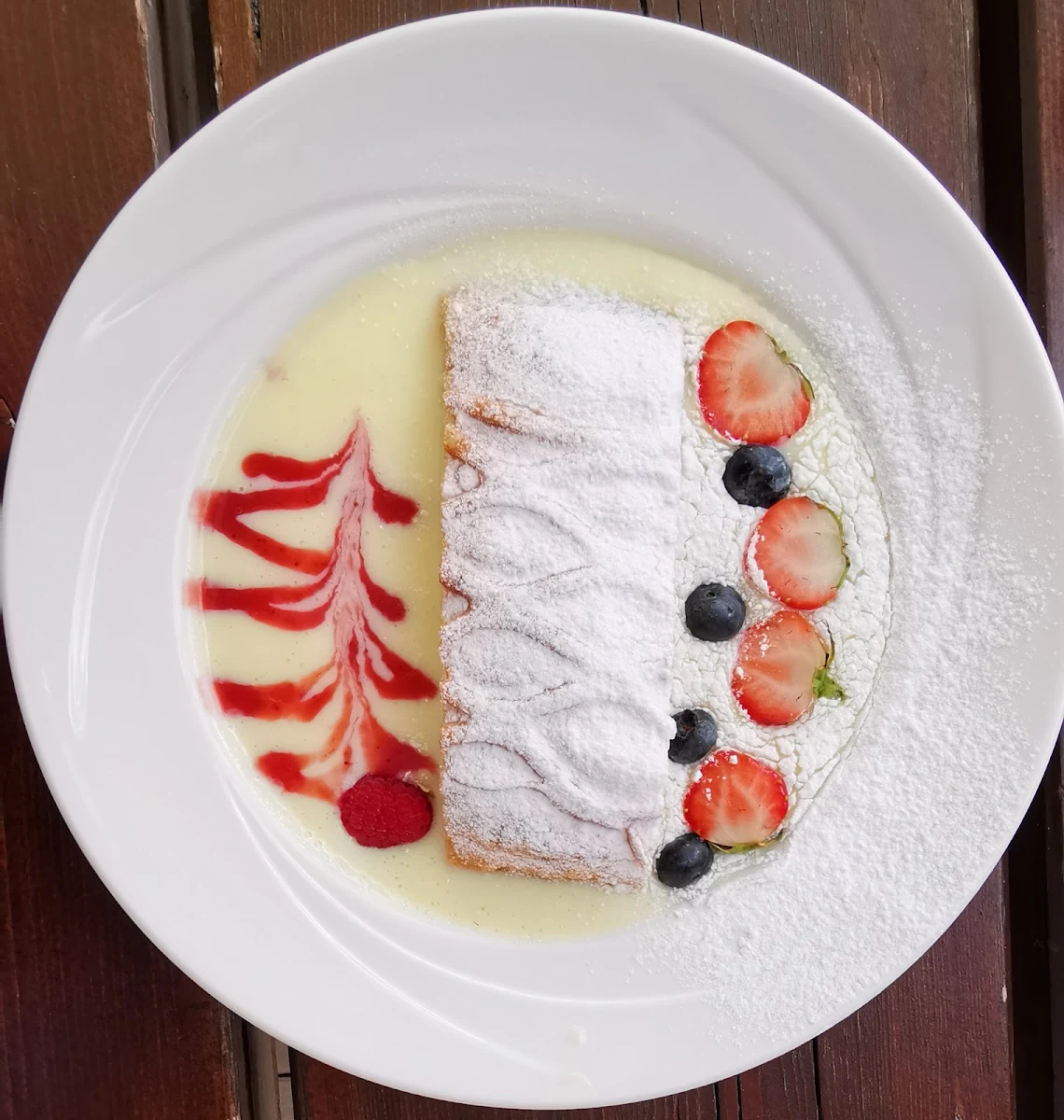 Topfenstrudel Mit Vanillesauce