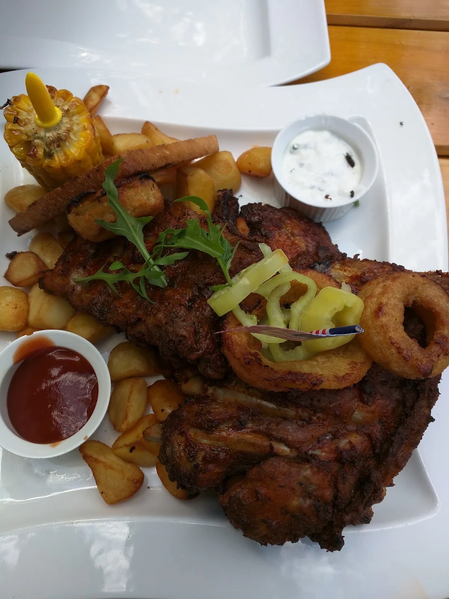 Ribs & Wings