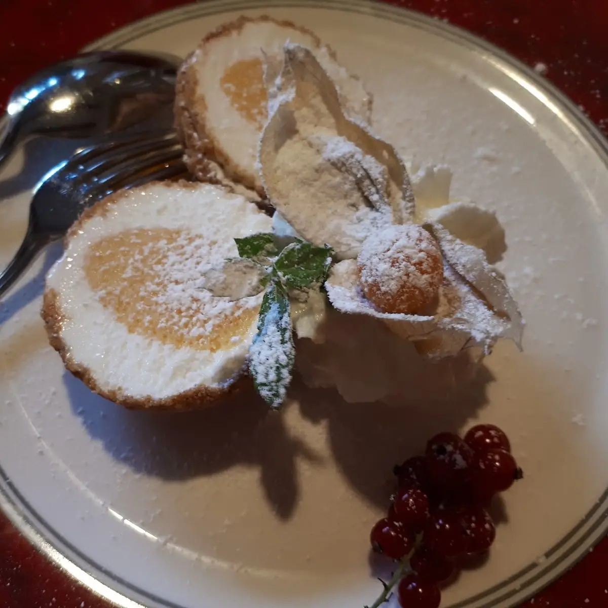 Marillenknödeleis