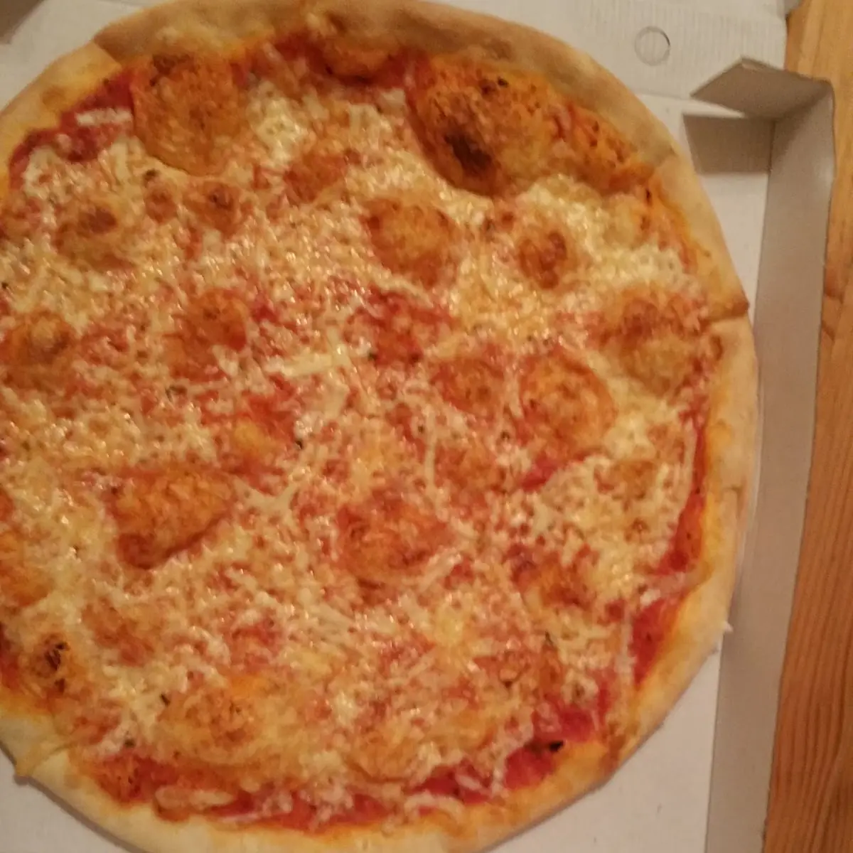 Familienpizza Margherita