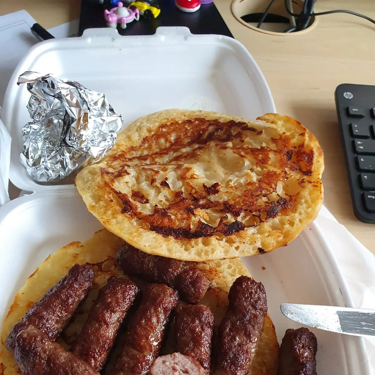 Cevapcici In Lepinja