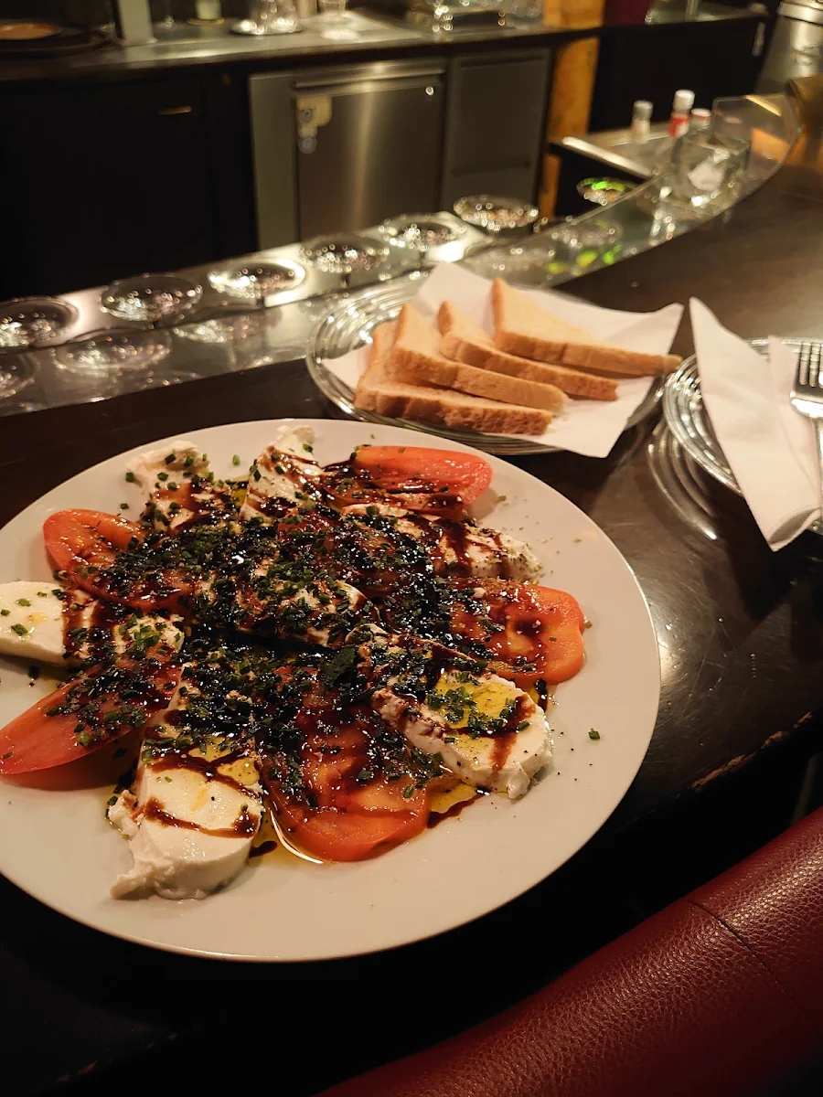 Mozzarella Salat Mit Toastbrot