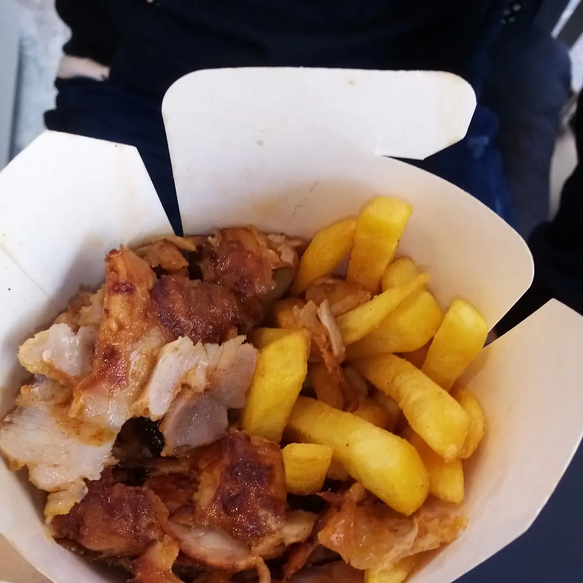 Döner Box Mit Pommes