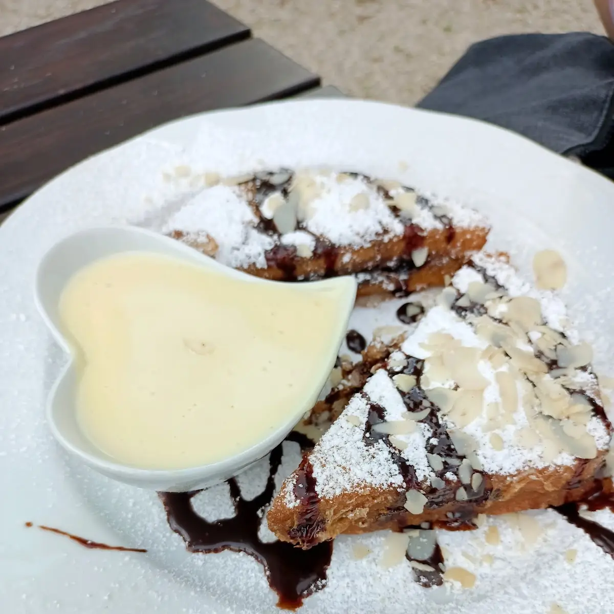 Pofesen Mit Vanillesauce