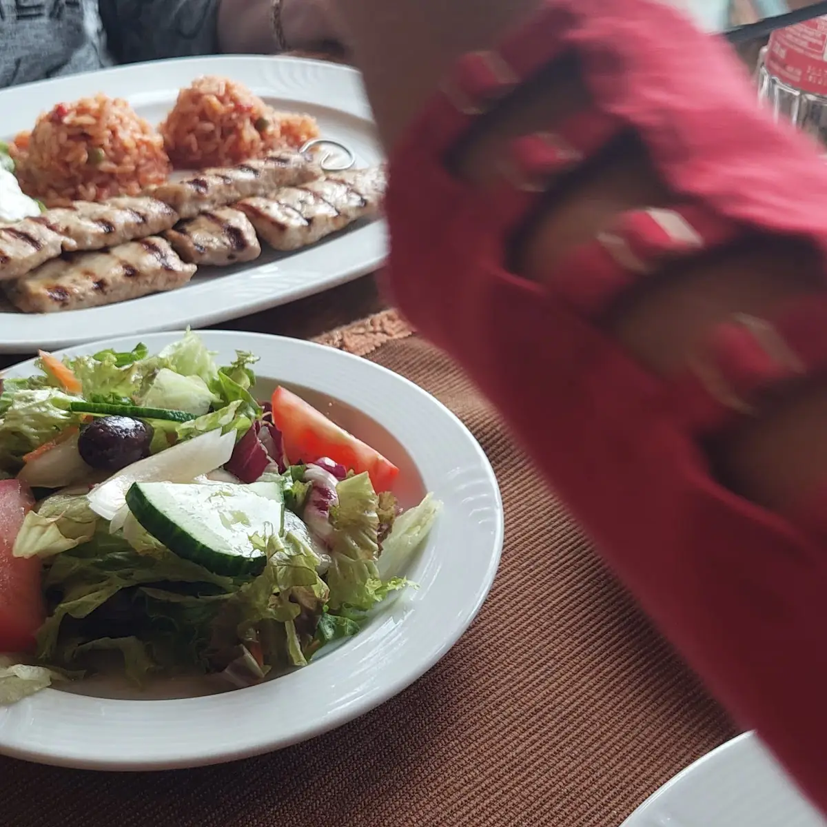 Suflaki Mit Salatteller