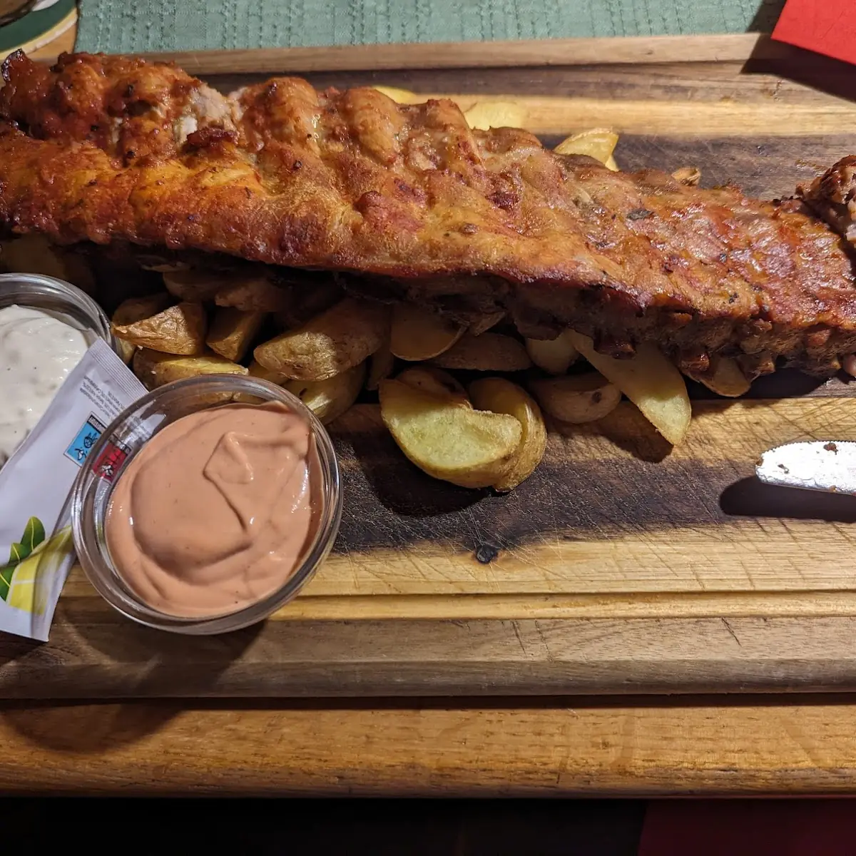 Spare Ribs with Potato Wedges