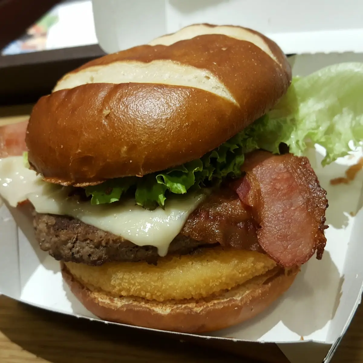 Brezel Burger