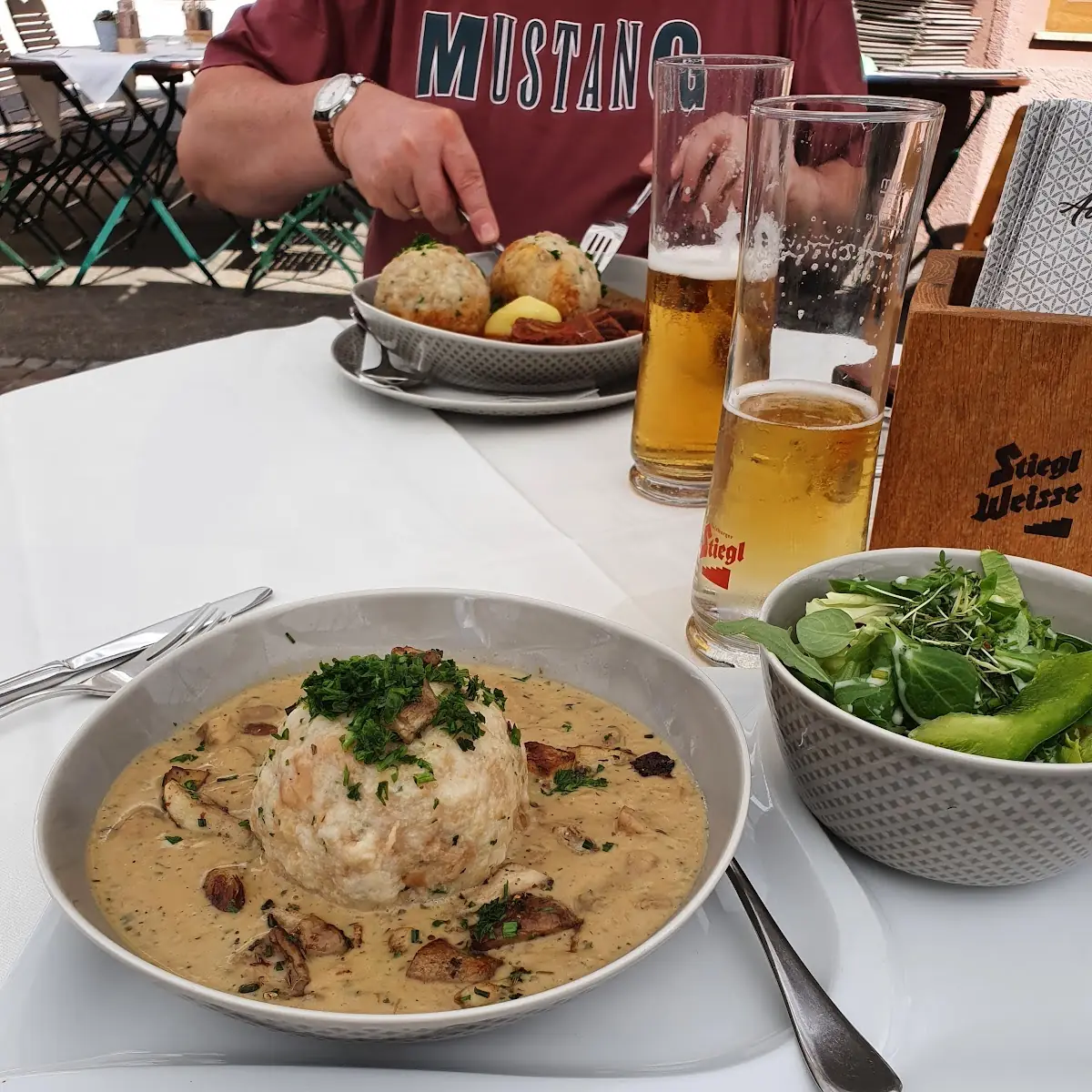 Rahmpilzsoße Mit Knödel