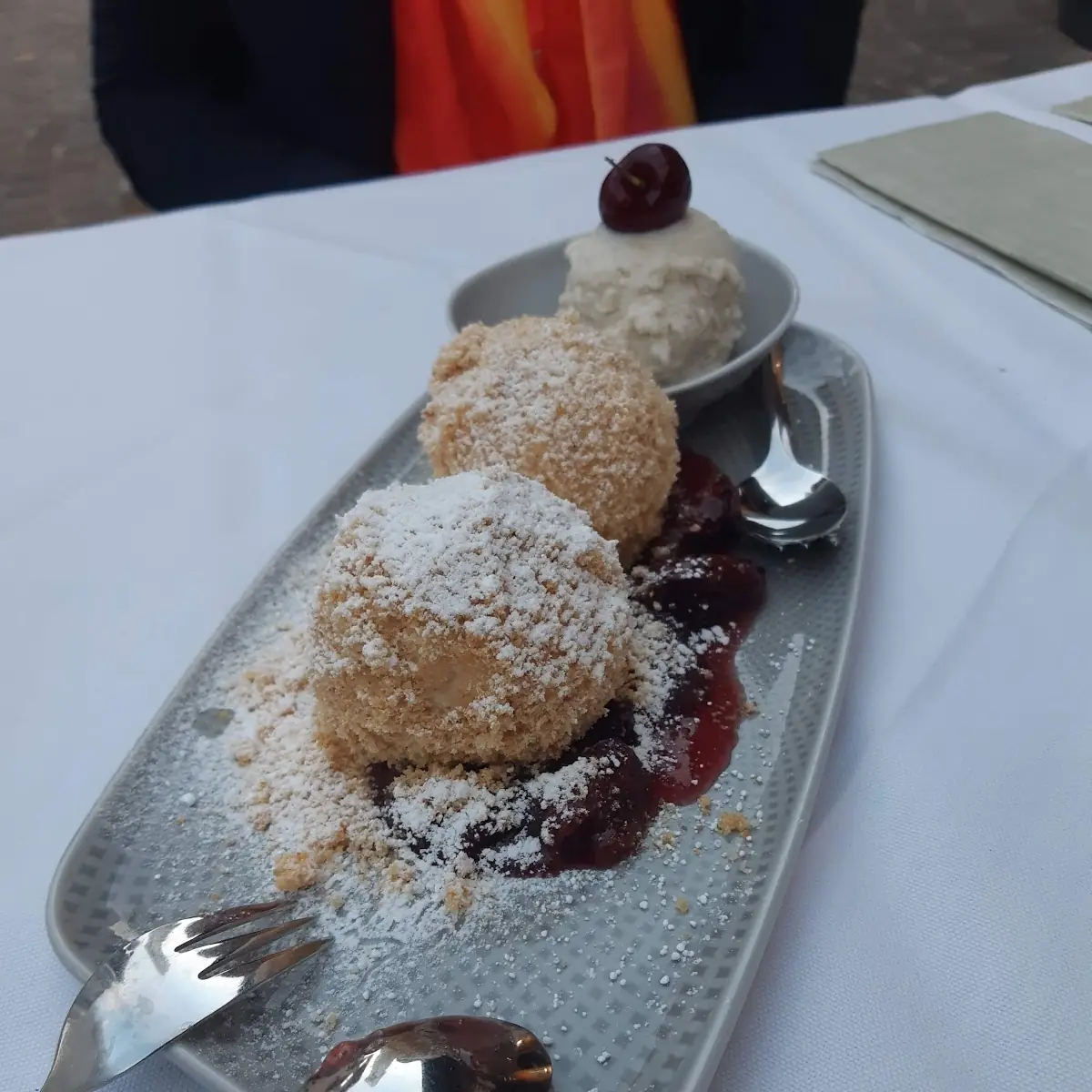 Topfenknödl Mit Zwetschkenröster