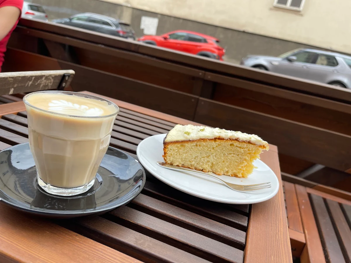 Coconut Lemon Cake