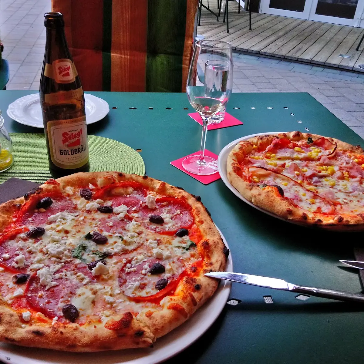 Salami Pizza