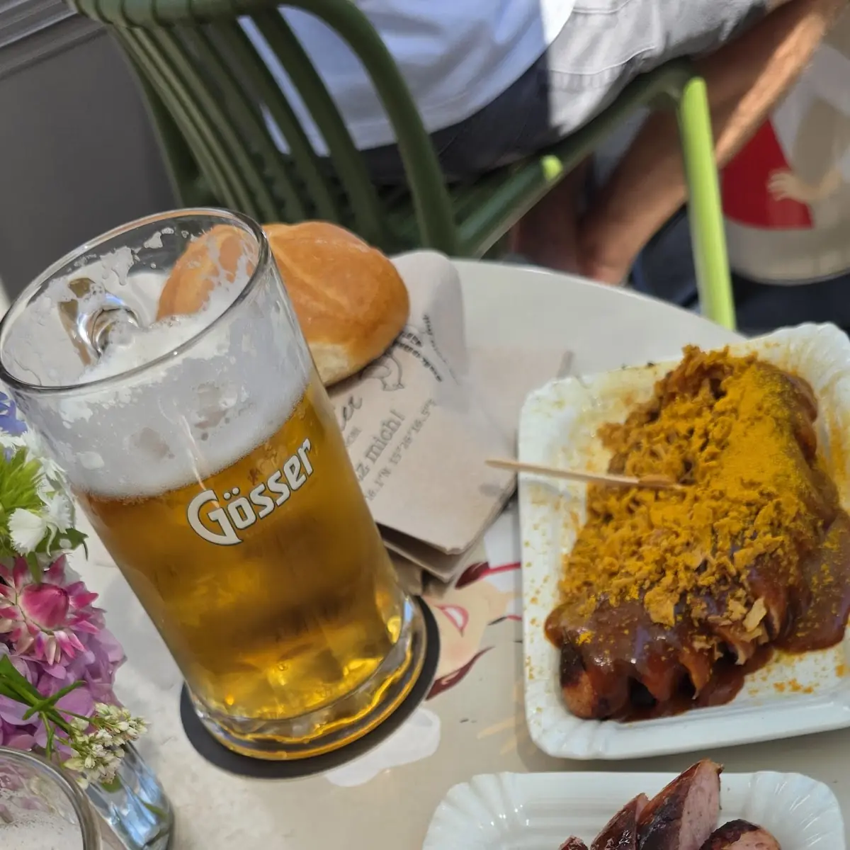 Currywurst Und Bratwurst