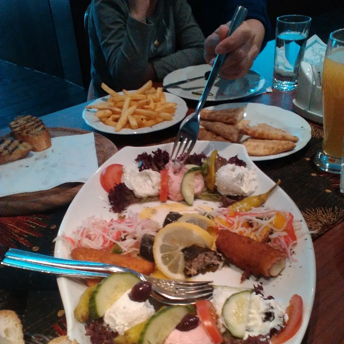 Zum Griechen Meze