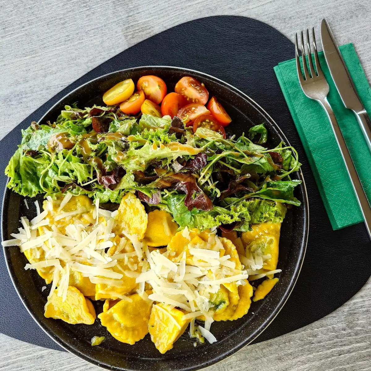 Teigtaschen Mit Salat