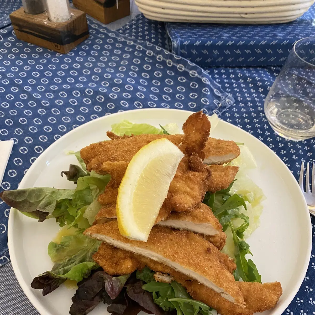 Salat Mit Backhenderl-streifen