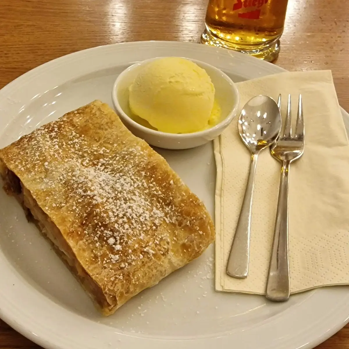 Apfel Strudel