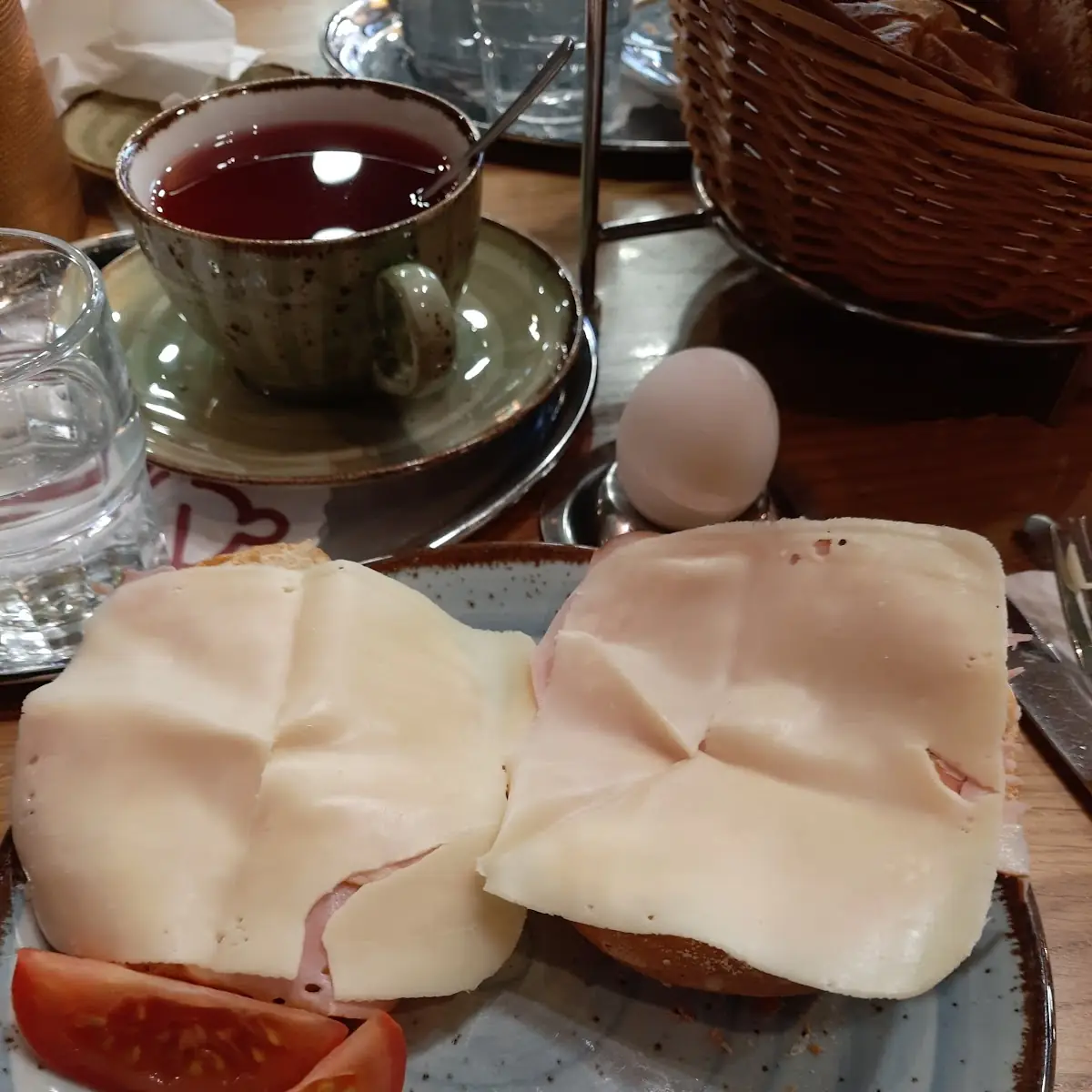 Hausfrühstück
